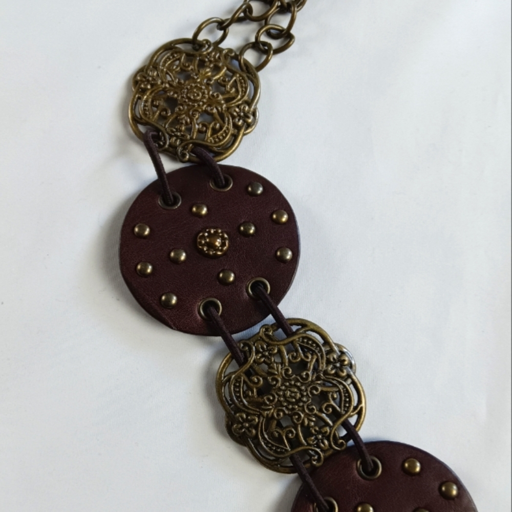 ML Women's Belt. - Picture 7 of 10